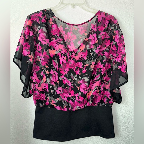ELLE floral sheer blouse w/ black camisole & black lining // size XS - Picture 5 of 7